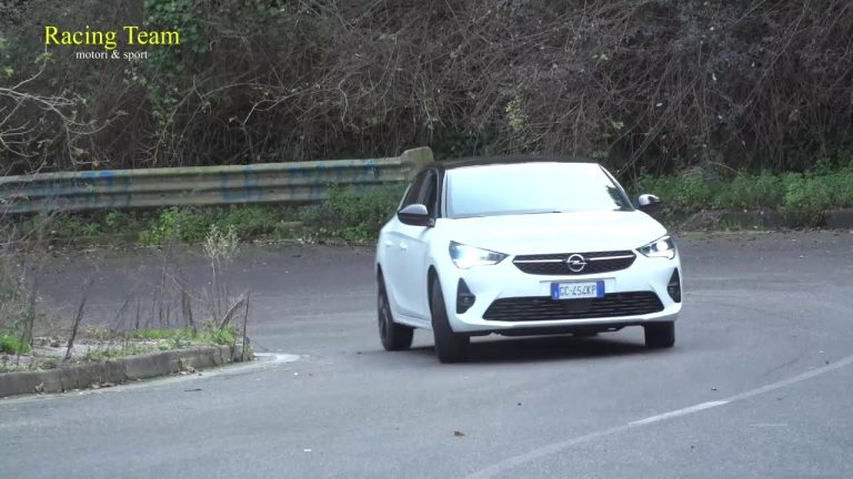 Opel Corsa GS Line Bianca: un’esplosione di stile e prestazioni in 70 caratteri!