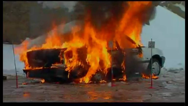 Esplosione bombola metano auto: il pericolo inaspettato sulla strada